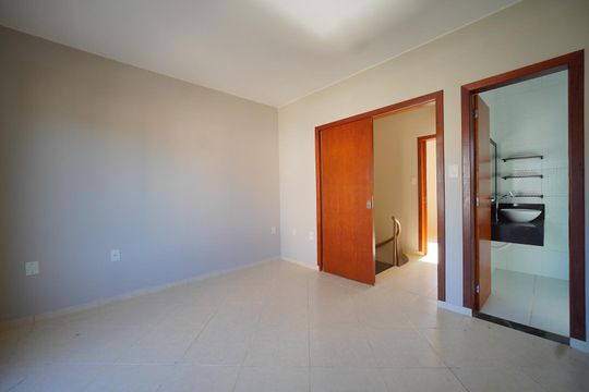 Suíte de casa para alugar com 2 quartos, 75m² em Real Parque, São José
