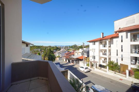 Varanda da Suíte de casa para alugar com 2 quartos, 75m² em Real Parque, São José