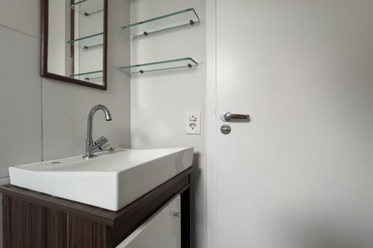 Banheiro de apartamento para alugar com 2 quartos, 47m² em Ponte Grande, Guarulhos