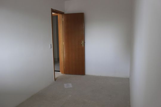 Quarto de apartamento à venda com 2 quartos, 53m² em Jardim Aida, Guarulhos