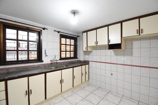 Cozinha de casa para alugar com 4 quartos, 153m² em Jardim das Américas, Curitiba