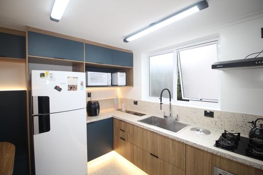 Cozinha de apartamento à venda com 4 quartos, 90m² em Auxiliadora, Porto Alegre