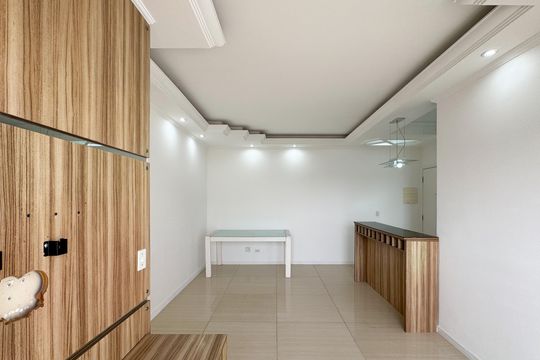Sala  de apartamento para alugar com 3 quartos, 72m² em Vila Tupi, São Bernardo do Campo