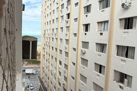 Vista do Quarto de apartamento para alugar com 1 quarto, 45m² em Gonzaga, Santos