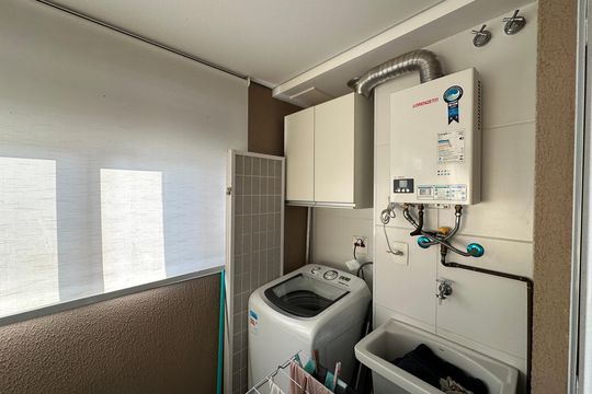 Área de Serviço de apartamento para alugar com 1 quarto, 48m² em Empresarial 18 do Forte, Barueri