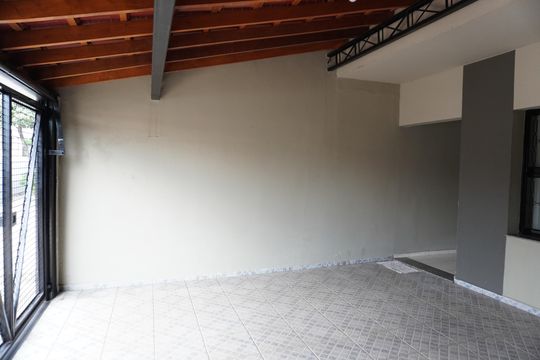 Garagem de casa para alugar com 3 quartos, 201m² em Morada do Sol, Americana