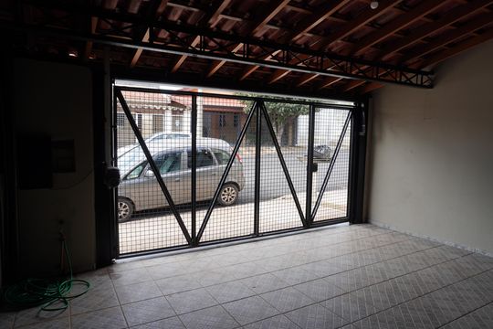 Garagem de casa para alugar com 3 quartos, 201m² em Morada do Sol, Americana