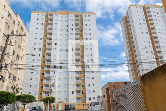 Fachada de apartamento à venda com 2 quartos, 46m² em Santa Terezinha, São Bernardo do Campo