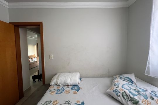 Quarto 1 de apartamento à venda com 2 quartos, 97m² em Parque Turistas, Contagem