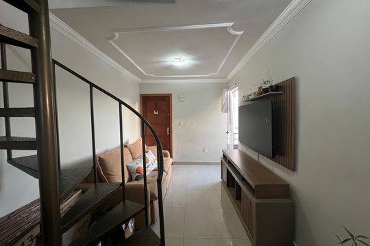 Sala de apartamento à venda com 2 quartos, 97m² em Parque Turistas, Contagem
