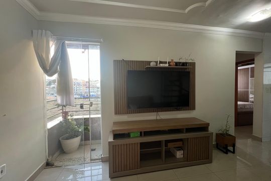 Sala de apartamento à venda com 2 quartos, 97m² em Parque Turistas, Contagem
