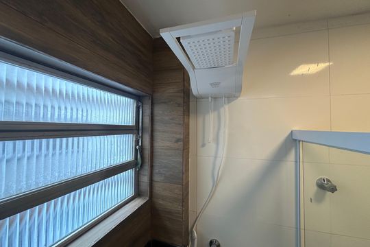 Banheiro de apartamento para alugar com 3 quartos, 90m² em Centro, São Vicente