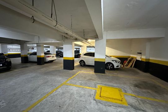 Garagem de apartamento para alugar com 3 quartos, 90m² em Centro, São Vicente