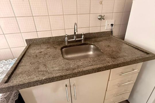 Cozinha de apartamento à venda com 1 quarto, 35m² em Bela Vista, São Paulo