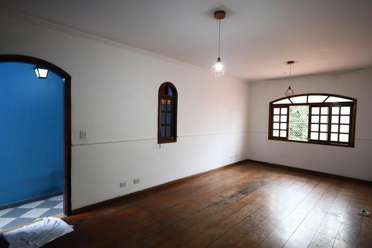 Casa à venda com 4 quartos, 156m² em Cipava, Osasco