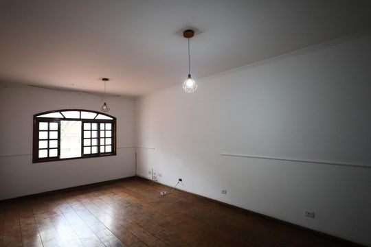 Sala de casa à venda com 4 quartos, 156m² em Cipava, Osasco