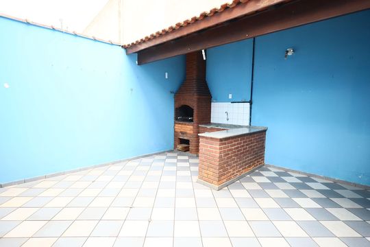 Churrasqueira de casa à venda com 4 quartos, 156m² em Cipava, Osasco