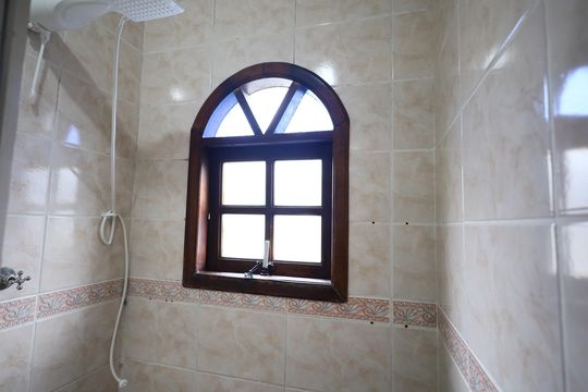 Banheiro 2 de casa à venda com 4 quartos, 156m² em Cipava, Osasco