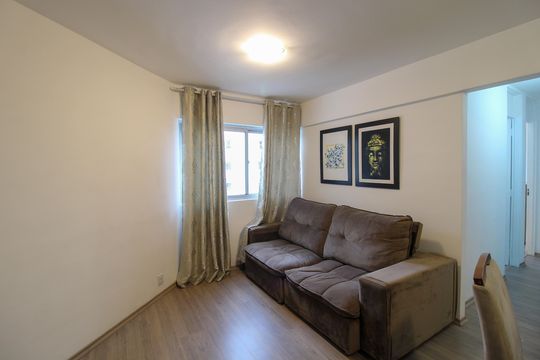 Apartamento para alugar com 2 quartos, 65m² em Jardim das Vertentes, São Paulo