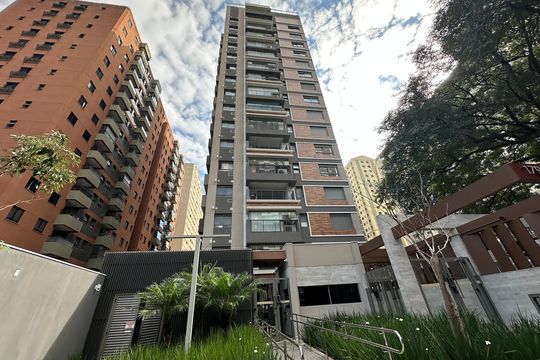 Fachada de apartamento para alugar com 1 quarto, 52m² em Alphaville Industrial, Barueri