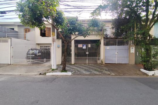Fachada de casa à venda com 3 quartos, 180m² em Cidade Monções, São Paulo
