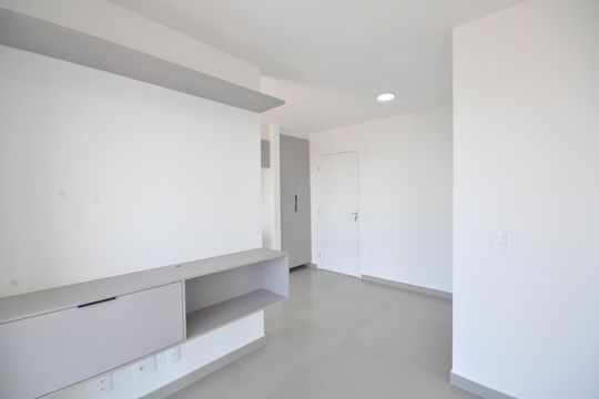 Sala de apartamento para alugar com 2 quartos, 42m² em Vila Nova Mazzei, São Paulo