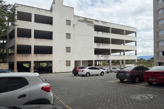 Garagem de apartamento para alugar com 2 quartos, 65m² em Morro Nova Cintra, Santos
