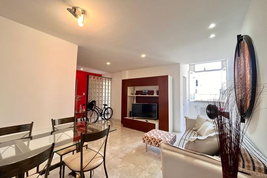 Sala  de apartamento para alugar com 3 quartos, 105m² em Copacabana, Rio de Janeiro
