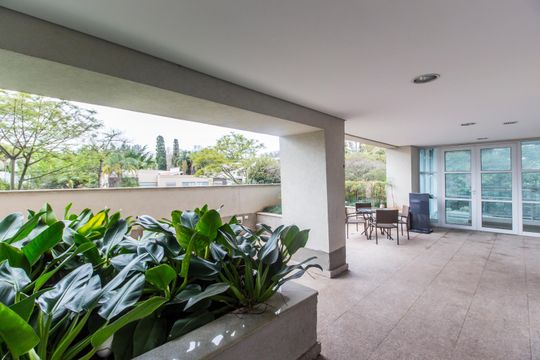 Área comum de apartamento para alugar com 1 quarto, 50m² em Empresarial 18 do Forte, Barueri