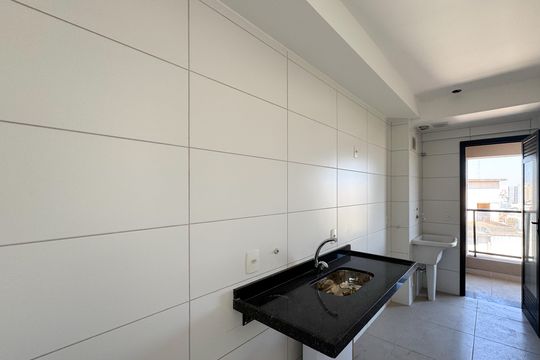 Cozinha  de apartamento à venda com 2 quartos, 58m² em Jardim do Mar, São Bernardo do Campo