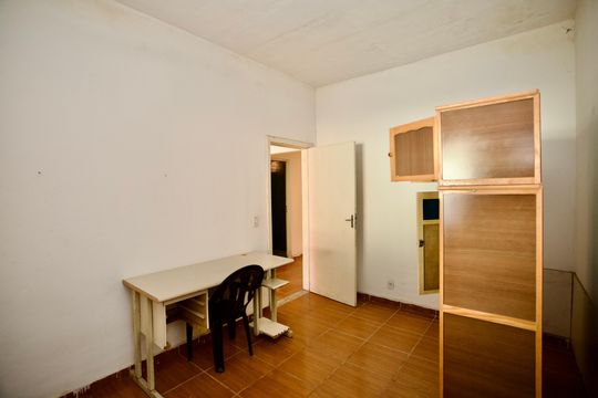 Quarto 1 de casa para alugar com 3 quartos, 120m² em Europa, Contagem