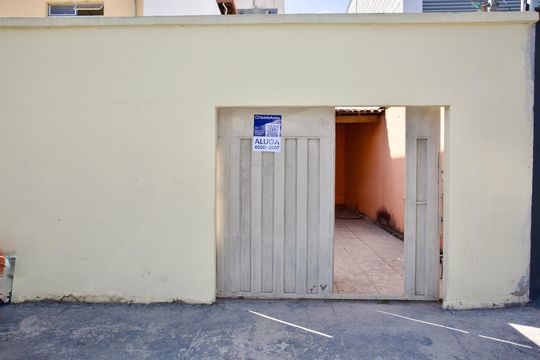 Garagem de casa para alugar com 3 quartos, 120m² em Europa, Contagem