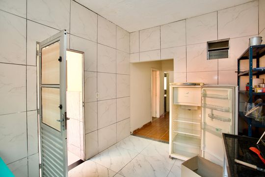 Cozinha e Área de Serviço de casa para alugar com 3 quartos, 120m² em Europa, Contagem