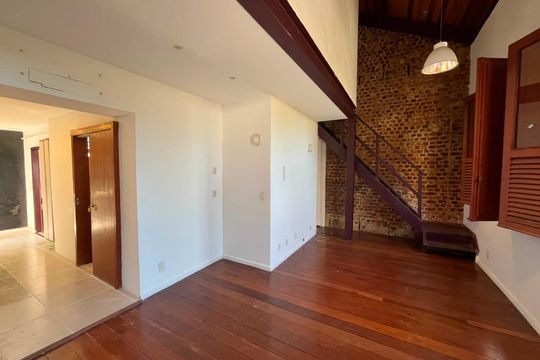 Sala de casa à venda com 2 quartos, 105m² em Tijuca, Rio de Janeiro