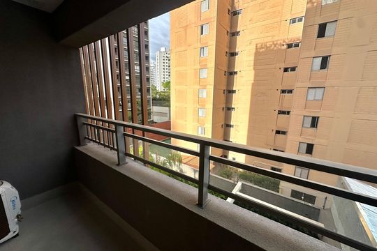 Varanda de kitnet/studio à venda com 1 quarto, 50m² em Campo Belo, São Paulo