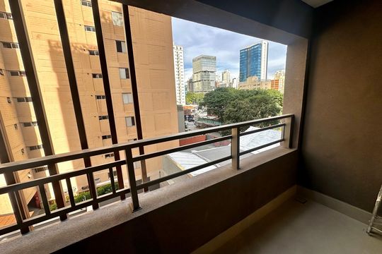 Varanda de kitnet/studio à venda com 1 quarto, 50m² em Campo Belo, São Paulo