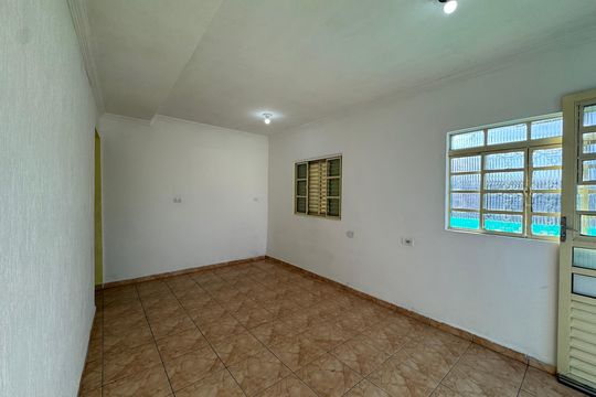 Casa para alugar com 1 quarto, 80m² em Vila Yolanda, Osasco