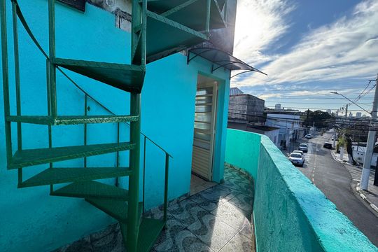 Acesso de casa para alugar com 1 quarto, 80m² em Vila Yolanda, Osasco