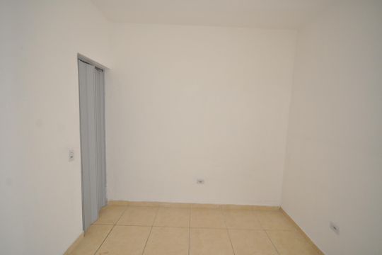 Quarto /Sala de casa para alugar com 1 quarto, 22m² em Parque Novo Mundo, São Paulo