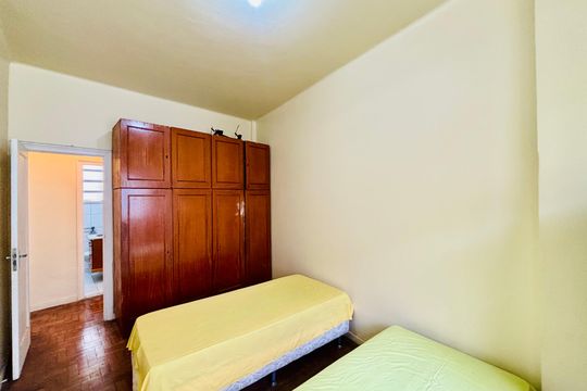 Quarto de apartamento para alugar com 2 quartos, 80m² em Copacabana, Rio de Janeiro