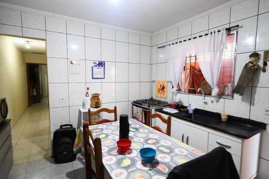 Cozinha de casa à venda com 2 quartos, 125m² em Veloso, Osasco
