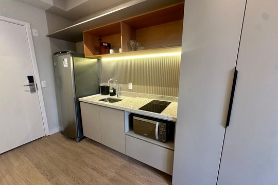 Cozinha de kitnet/studio à venda com 1 quarto, 50m² em Campo Belo, São Paulo