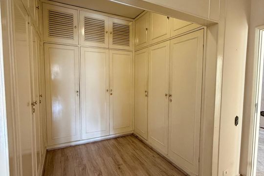 Apartamento para alugar com 4 quartos, 250m² em Santa Cecilia, São Paulo
