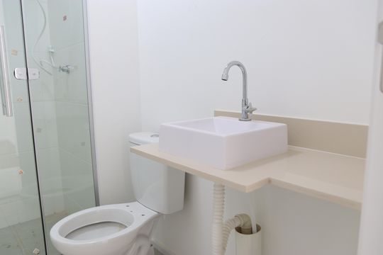 Banheiro de apartamento para alugar com 3 quartos, 60m² em Vila Maria Dilce, Goiânia