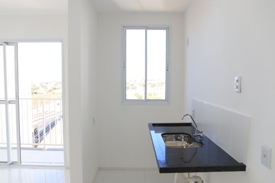 Cozinha e Área de Serviço de apartamento para alugar com 3 quartos, 60m² em Vila Maria Dilce, Goiânia