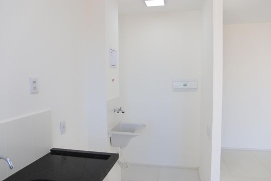 Cozinha e Área de Serviço de apartamento para alugar com 3 quartos, 60m² em Vila Maria Dilce, Goiânia