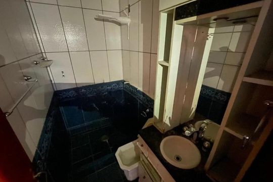 Banheiro 1 de casa para alugar com 3 quartos, 200m² em Sarandi, Porto Alegre