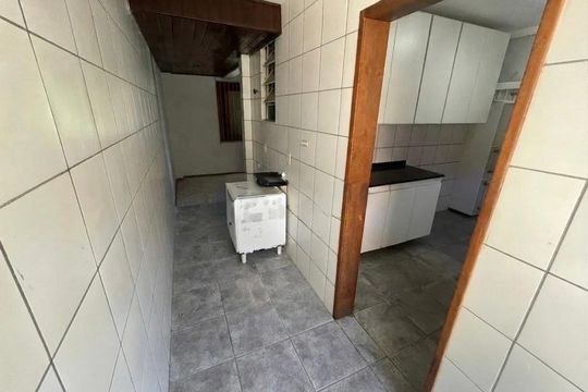 Cozinha de casa para alugar com 3 quartos, 200m² em Sarandi, Porto Alegre