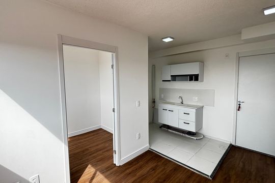 Sala de apartamento para alugar com 2 quartos, 31m² em Parque Erasmo Assunção, Santo André
