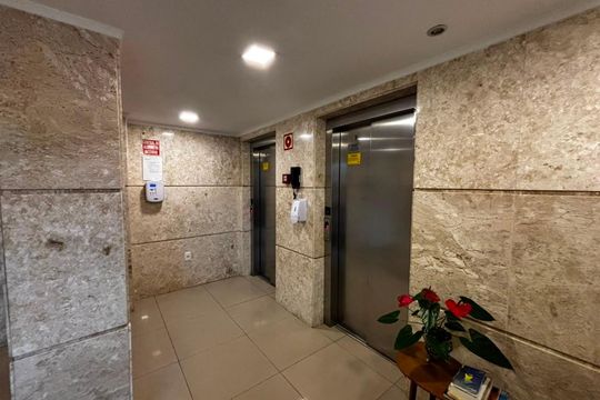 Área comum de apartamento para alugar com 1 quarto, 60m² em Jardim Botânico, Porto Alegre